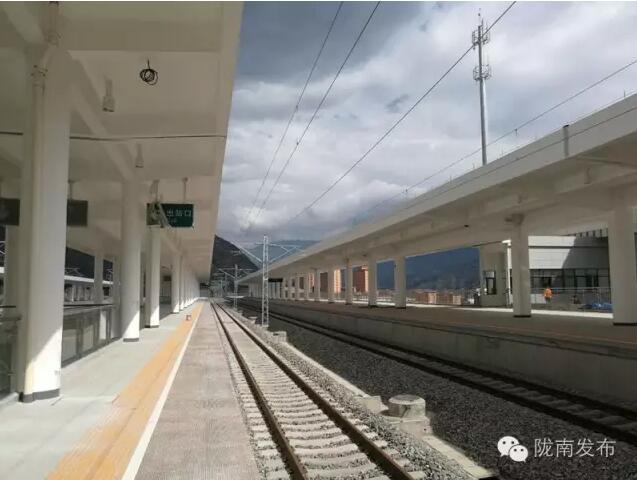 蘭渝鐵路最新進(jìn)展！除胡麻嶺隧道外已全線鋪通