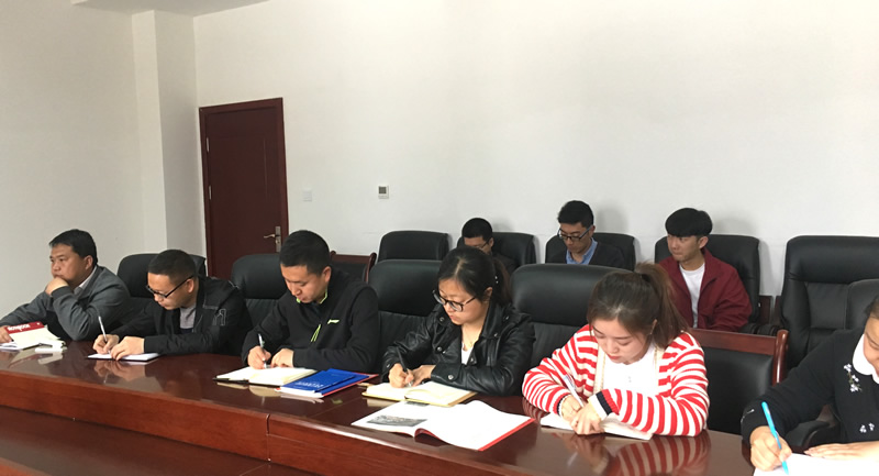 市龍江城鄉(xiāng)發(fā)展集團專題學(xué)習(xí)近期中央、省、市紀(jì)律檢查委員會議精神